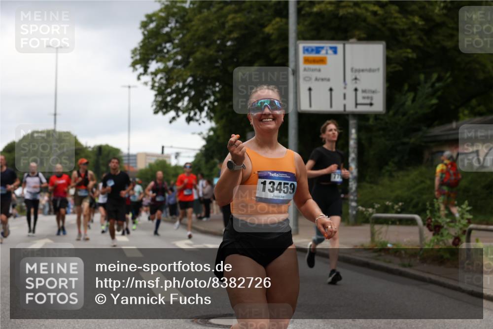 29.06.2025 - hella hamburg halbmarathon Yannick Fuchs http://msf.ph/oto/8382726 29.06.2025 10:55:01 20KM 1188, 1364, 1414, 1453, 1823, 2322, 2323, 2426, 2661, 3698, 5379, 5602, 5603, 5775, 6201, 6674, 6708, 6757, 6921, 7006, 7250, 7306, 7759, 7761, 8177, 8483, 8662, 9020, 9021, 9611, 9984, 10295, 11623, 11702, 11782, 12789, 12908, 13459, 13516, 15269, 16621, 17145, 17181, 17226, 17951, 17952, 18133, 18757, 19117, 19146, 19242 meine-sportfotos.de