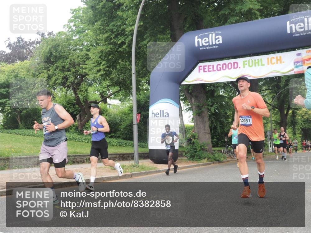 29.06.2025 - hella hamburg halbmarathon KatJ http://msf.ph/oto/8382858 29.06.2025 10:25:27 Zwischen KM18-KM19 1385, 3959, 5315, 5961, 6915, 7152, 7154 meine-sportfotos.de