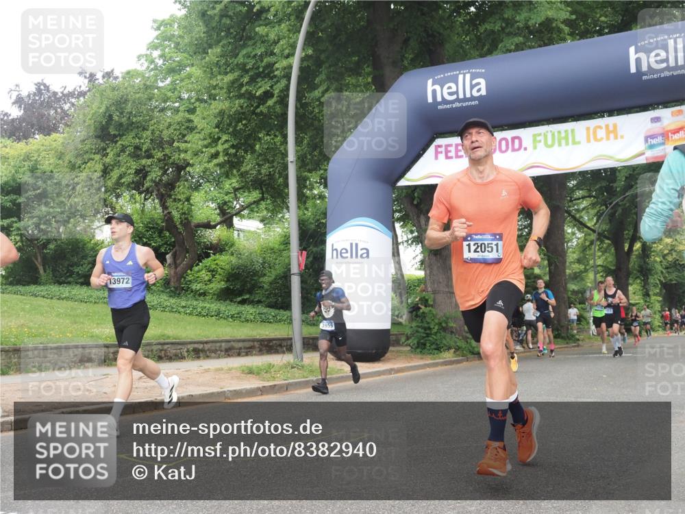29.06.2025 - hella hamburg halbmarathon KatJ http://msf.ph/oto/8382940 29.06.2025 10:25:28 Zwischen KM18-KM19 3959, 5315, 5961, 7152, 7154 meine-sportfotos.de