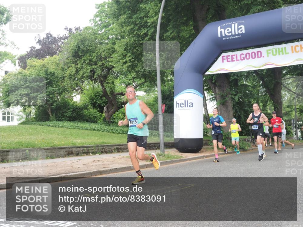 29.06.2025 - hella hamburg halbmarathon KatJ http://msf.ph/oto/8383091 29.06.2025 10:25:30 Zwischen KM18-KM19 3959, 5315, 5961, 7152 meine-sportfotos.de