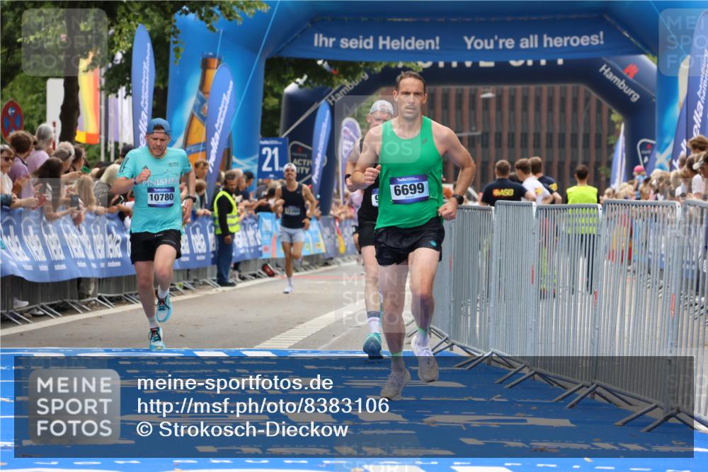 29.06.2025 - hella hamburg halbmarathon Strokosch-Dieckow http://msf.ph/oto/8383106 29.06.2025 10:23:44 Ziel 5301, 6699, 7834, 9151, 9447, 10780 meine-sportfotos.de