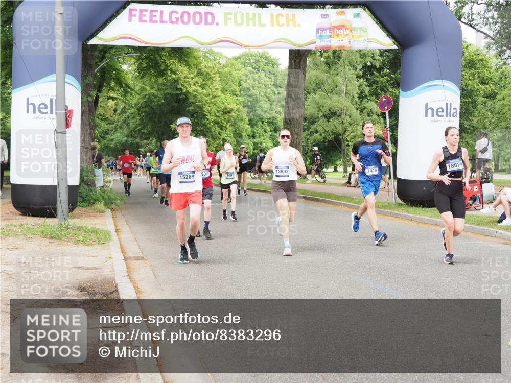 29.06.2025 - hella hamburg halbmarathon MichiJ http://msf.ph/oto/8383296 29.06.2025 10:46:51 Zwischen KM18-KM19 3780, 6327, 7476, 8481, 8531, 9741, 10271, 11366, 13993, 14471, 14577, 14631, 15269, 18063, 18624 meine-sportfotos.de