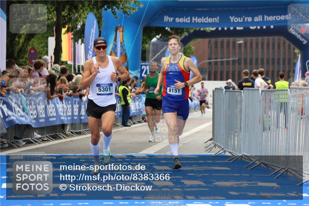29.06.2025 - hella hamburg halbmarathon Strokosch-Dieckow http://msf.ph/oto/8383366 29.06.2025 10:23:40 Ziel 5301, 6699, 7834, 9151, 10780 meine-sportfotos.de
