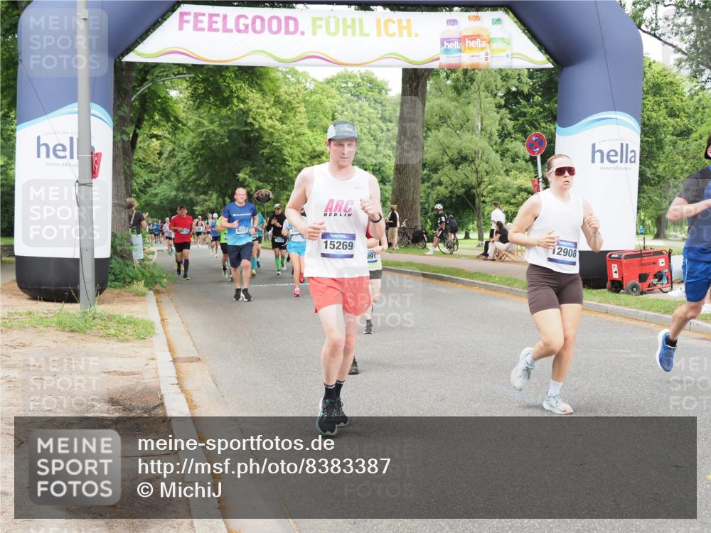 29.06.2025 - hella hamburg halbmarathon MichiJ http://msf.ph/oto/8383387 29.06.2025 10:46:53 Zwischen KM18-KM19 2091, 7476, 8481, 8531, 10271, 12908, 13993, 14631, 15269, 18624, 18701 meine-sportfotos.de