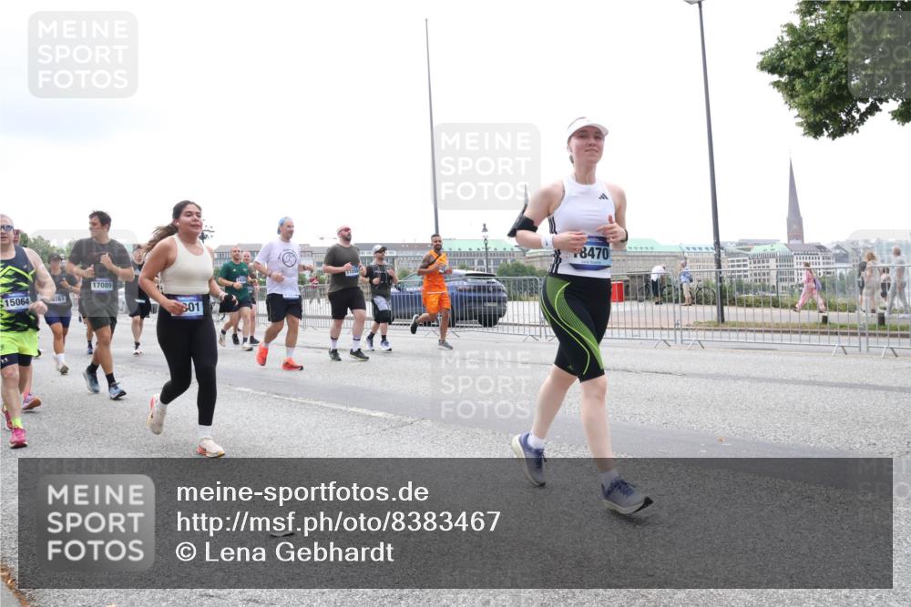 29.06.2025 - hella hamburg halbmarathon Lena Gebhardt http://msf.ph/oto/8383467 29.06.2025 10:49:38 Lombardsbrücke 15064, 3261, 17089, 601, 11558, 8470, 1040, 1041, 1525, 1625, 1805, 1888, 2067, 2212, 2466, 2527, 2541, 2668, 2862, 2927, 2997, 3070, 3183, 3232, 3383, 3943, 4403, 4525, 4527, 4589, 4769, 4809, 4870, 5076, 5106, 5463, 5552, 5694, 6191, 6694, 6989, 7301, 7305, 7339, 7366, 7650, 7679, 7931, 7936, 8065, 8549, 9015, 9162, 9245, 9261, 10033, 10038, 10130, 10333, 10403, 10479, 10683, 10704, 10782, 10785, 11558, 11631, 12124, 12388, 13764, 14545, 14692 meine-sportfotos.de