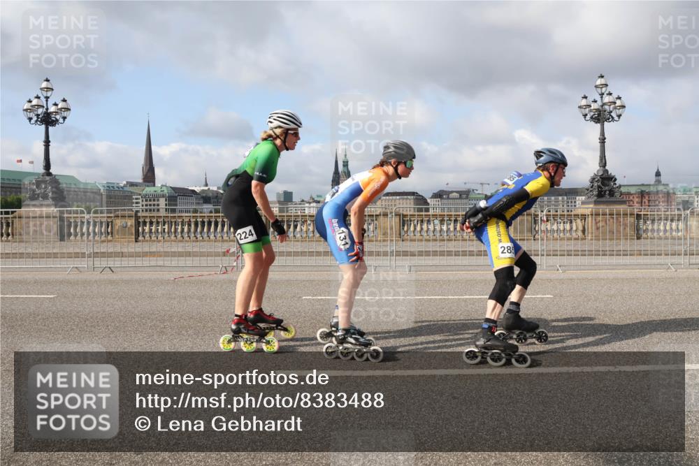 29.06.2025 - hella hamburg halbmarathon Lena Gebhardt http://msf.ph/oto/8383488 29.06.2025 08:52:27 Lombardsbrücke 224, 131, 285 meine-sportfotos.de