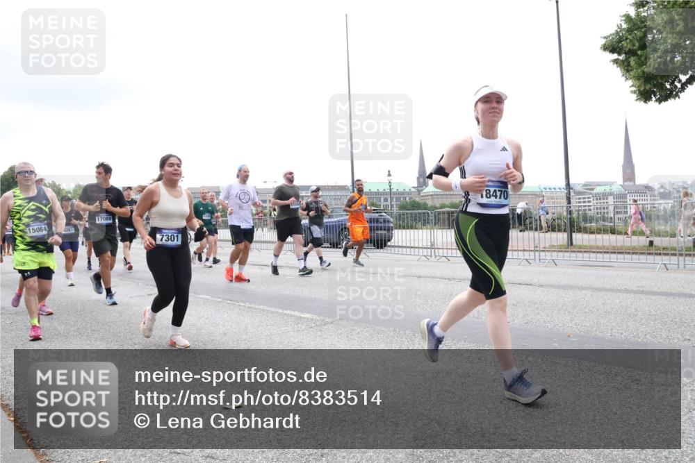 29.06.2025 - hella hamburg halbmarathon Lena Gebhardt http://msf.ph/oto/8383514 29.06.2025 10:49:38 Lombardsbrücke 15064, 9261, 17089, 7301, 1558, 18470, 1040, 1041, 1525, 1625, 1805, 1888, 2067, 2212, 2466, 2527, 2541, 2668, 2862, 2927, 2997, 3070, 3183, 3232, 3383, 3943, 4403, 4525, 4527, 4589, 4769, 4809, 4870, 5076, 5106, 5463, 5552, 5694, 6191, 6694, 6989, 7301, 7305, 7339, 7366, 7650, 7679, 7931, 7936, 8065, 8549, 9015, 9162, 9245, 9261, 10033, 10038, 10130, 10333, 10403, 10479, 10683, 10704, 10782, 10785, 11558, 11631, 12124, 12388, 13764, 14545, 14692 meine-sportfotos.de