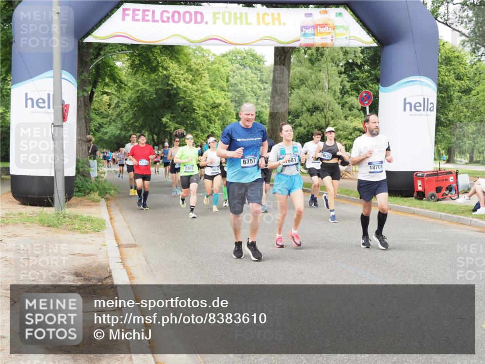 29.06.2025 - hella hamburg halbmarathon MichiJ http://msf.ph/oto/8383610 29.06.2025 10:46:56 Zwischen KM18-KM19 1681, 2091, 6757, 7476, 8531, 12908, 14631, 15269, 17491, 18130, 18200, 18202, 18556, 18624, 18701 meine-sportfotos.de