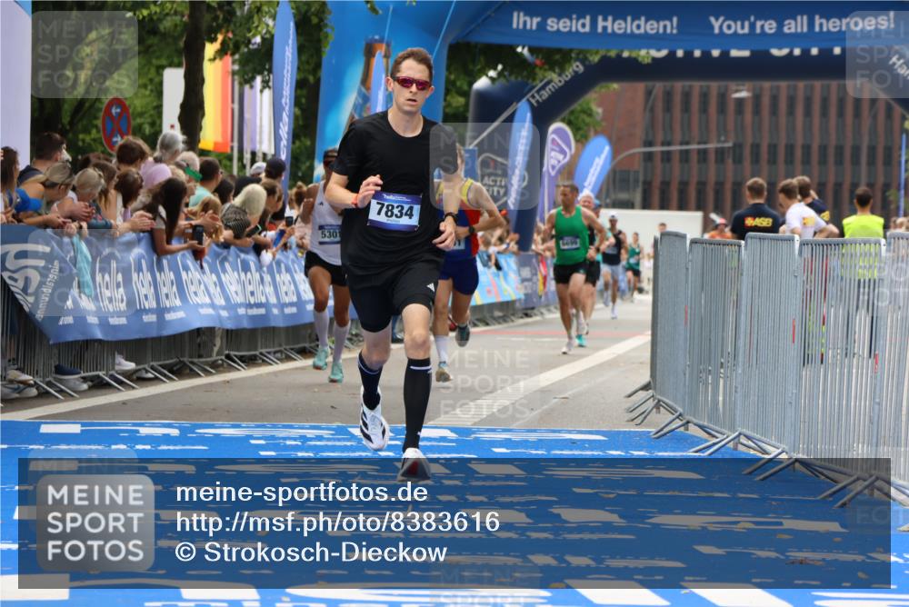 29.06.2025 - hella hamburg halbmarathon Strokosch-Dieckow http://msf.ph/oto/8383616 29.06.2025 10:23:36 Ziel 5301, 7834, 9151, 16169 meine-sportfotos.de