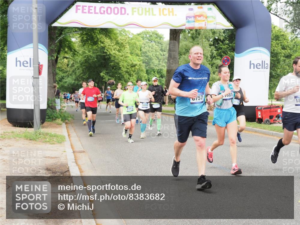 29.06.2025 - hella hamburg halbmarathon MichiJ http://msf.ph/oto/8383682 29.06.2025 10:46:56 Zwischen KM18-KM19 1681, 2091, 6757, 7476, 8531, 12908, 14631, 15269, 17491, 18130, 18200, 18202, 18556, 18624, 18701 meine-sportfotos.de