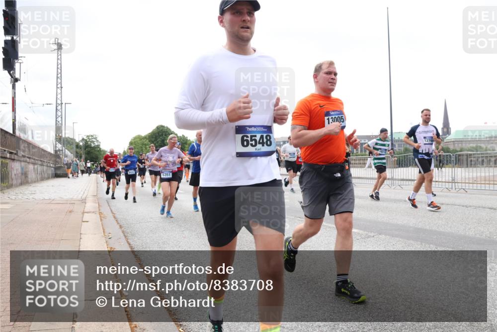 29.06.2025 - hella hamburg halbmarathon Lena Gebhardt http://msf.ph/oto/8383708 29.06.2025 10:40:25 Lombardsbrücke 5113, 5351, 6548, 13005, 1276, 1018, 1037, 1058, 1076, 1291, 1691, 2019, 2042, 2109, 2173, 2206, 2254, 2515, 2572, 2762, 2763, 2866, 2888, 3237, 3293, 3295, 3515, 3607, 3808, 3810, 4044, 4173, 4271, 4411, 4471, 4612, 4756, 4906, 5059, 5113, 5229, 5263, 5351, 5352, 5702, 5877, 5901, 5975, 6076, 6097, 6163, 6229, 6278, 6280, 6363, 6463, 6548, 6673, 6750, 6866, 6876, 6890, 6920, 7108, 7174, 7455, 7456, 7675, 7850, 7956, 8307, 8378, 8391 meine-sportfotos.de