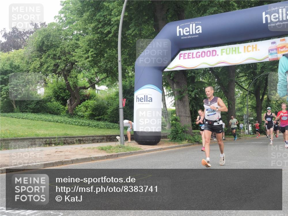 29.06.2025 - hella hamburg halbmarathon KatJ http://msf.ph/oto/8383741 29.06.2025 10:25:34 Zwischen KM18-KM19 1411, 1571, 4860, 5315, 5961, 8362 meine-sportfotos.de