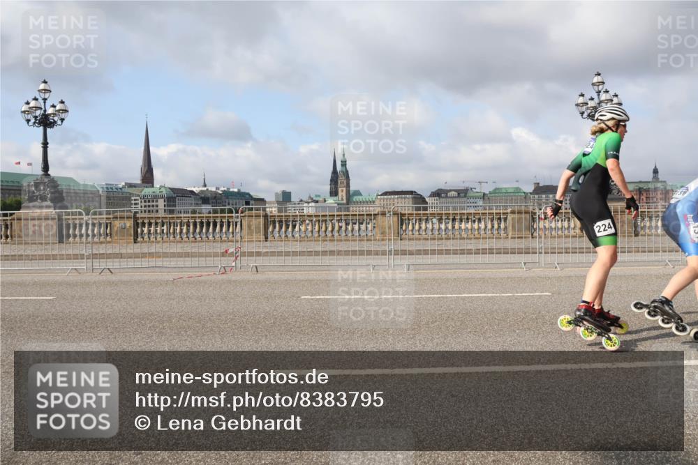 29.06.2025 - hella hamburg halbmarathon Lena Gebhardt http://msf.ph/oto/8383795 29.06.2025 08:52:27 Lombardsbrücke 224 meine-sportfotos.de