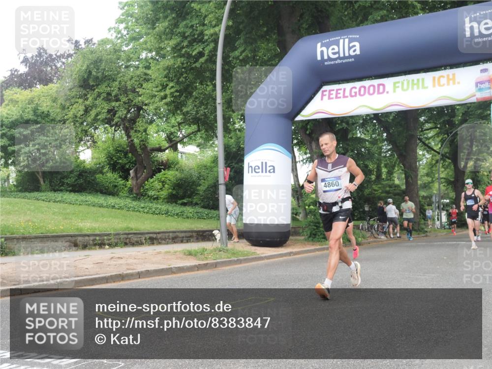 29.06.2025 - hella hamburg halbmarathon KatJ http://msf.ph/oto/8383847 29.06.2025 10:25:35 Zwischen KM18-KM19 1411, 1571, 4860, 5315, 8084, 8362 meine-sportfotos.de