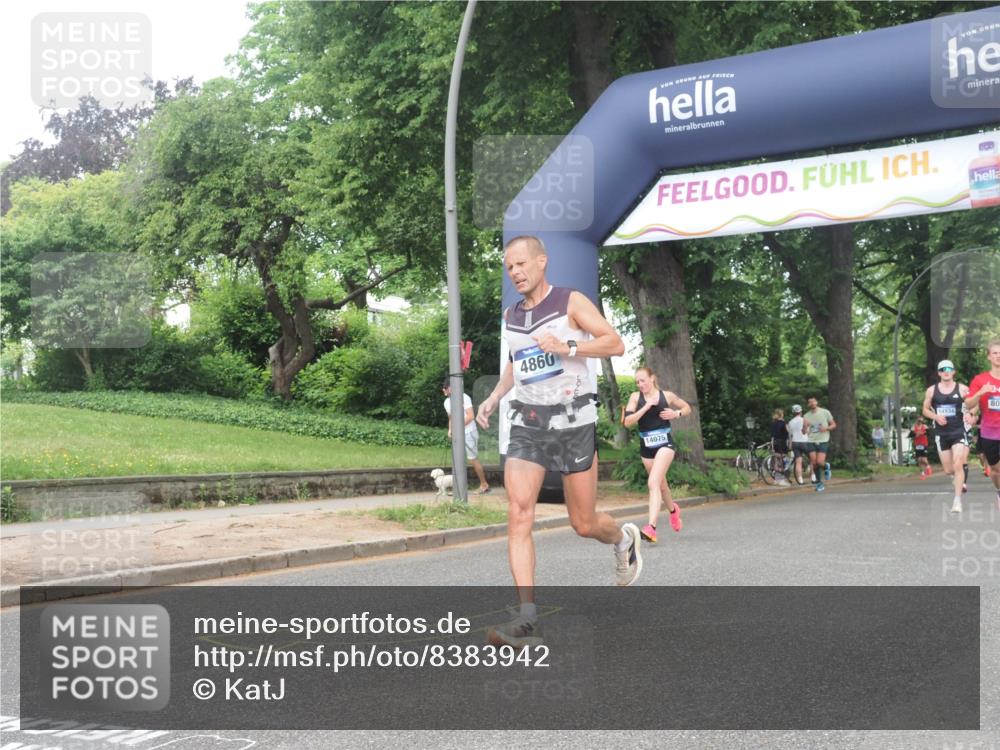29.06.2025 - hella hamburg halbmarathon KatJ http://msf.ph/oto/8383942 29.06.2025 10:25:35 Zwischen KM18-KM19 1411, 1571, 4860, 5315, 8084, 8362 meine-sportfotos.de