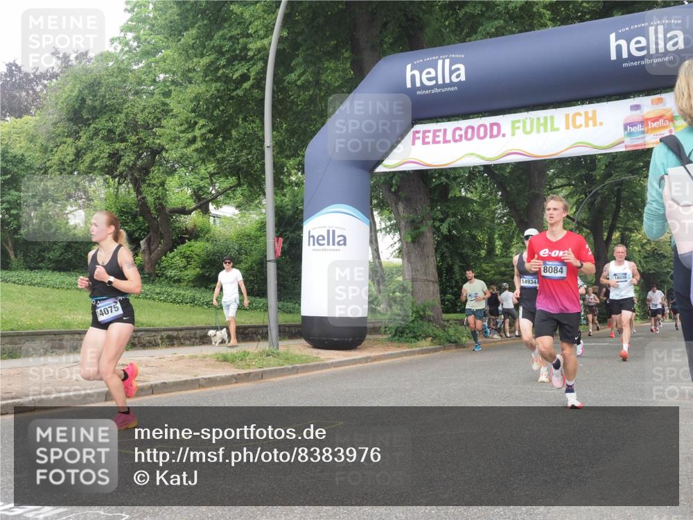 29.06.2025 - hella hamburg halbmarathon KatJ http://msf.ph/oto/8383976 29.06.2025 10:25:36 Zwischen KM18-KM19 1411, 1571, 4860, 8084, 8362 meine-sportfotos.de