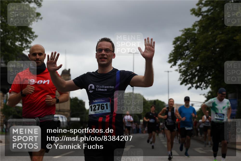 29.06.2025 - hella hamburg halbmarathon Yannick Fuchs http://msf.ph/oto/8384207 29.06.2025 10:55:08 20KM 1188, 1453, 1823, 2426, 2661, 3698, 5379, 5602, 5603, 5613, 5775, 6674, 6708, 6921, 7250, 7306, 7759, 7761, 8177, 8483, 9071, 9453, 9611, 9984, 10295, 10882, 11515, 12377, 12789, 12908, 13459, 13516, 13558, 16621, 17145, 17181, 17226, 17670, 17951, 18133, 18757, 19117, 19146, 19242 meine-sportfotos.de