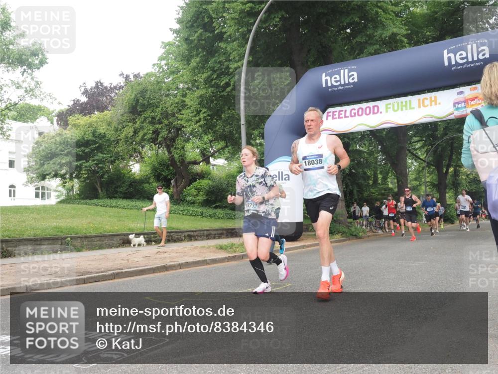 29.06.2025 - hella hamburg halbmarathon KatJ http://msf.ph/oto/8384346 29.06.2025 10:25:39 Zwischen KM18-KM19 1411, 1571, 2196, 4860, 8084, 8362 meine-sportfotos.de