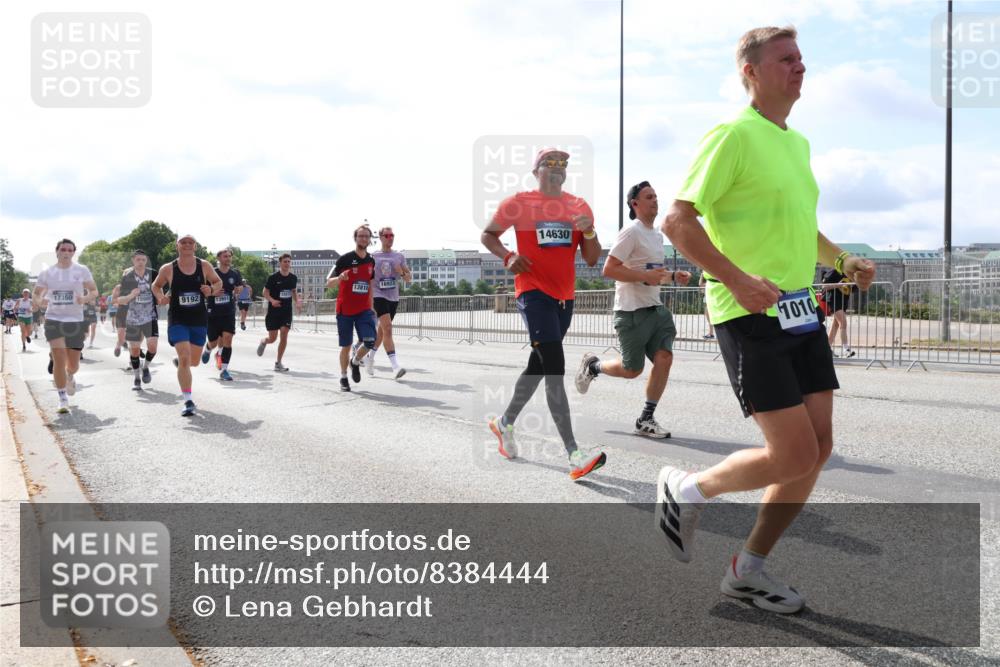 29.06.2025 - hella hamburg halbmarathon Lena Gebhardt http://msf.ph/oto/8384444 29.06.2025 10:15:45 Lombardsbrücke 17350, 15988, 9192, 13951, 13818, 16923, 14630, 1010, 1156, 1440, 1651, 2076, 2110, 2436, 2720, 2989, 3167, 3417, 4007, 4466, 4492, 4494, 5069, 5271, 5423, 5739, 6376, 6576, 7452, 7809, 7810, 7897, 7941, 7942, 8256, 8554, 8746, 8885, 9192, 9307, 9423, 9657, 9675, 9784, 9847, 9997, 10108, 10608, 10775, 10858, 11113, 11303, 11478, 11774, 11783, 11818, 12427, 12457, 12469, 12521, 13179, 13197, 13453, 13500, 13818, 13951, 14413, 14423, 14550, 14552, 15150, 15307, 15740 meine-sportfotos.de