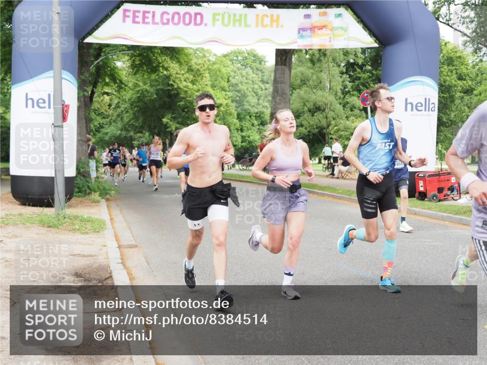 29.06.2025 - hella hamburg halbmarathon MichiJ http://msf.ph/oto/8384514 29.06.2025 10:47:08 Zwischen KM18-KM19 2167, 3698, 5272, 5347, 8749, 13583, 13589, 14902, 14965, 18551 meine-sportfotos.de