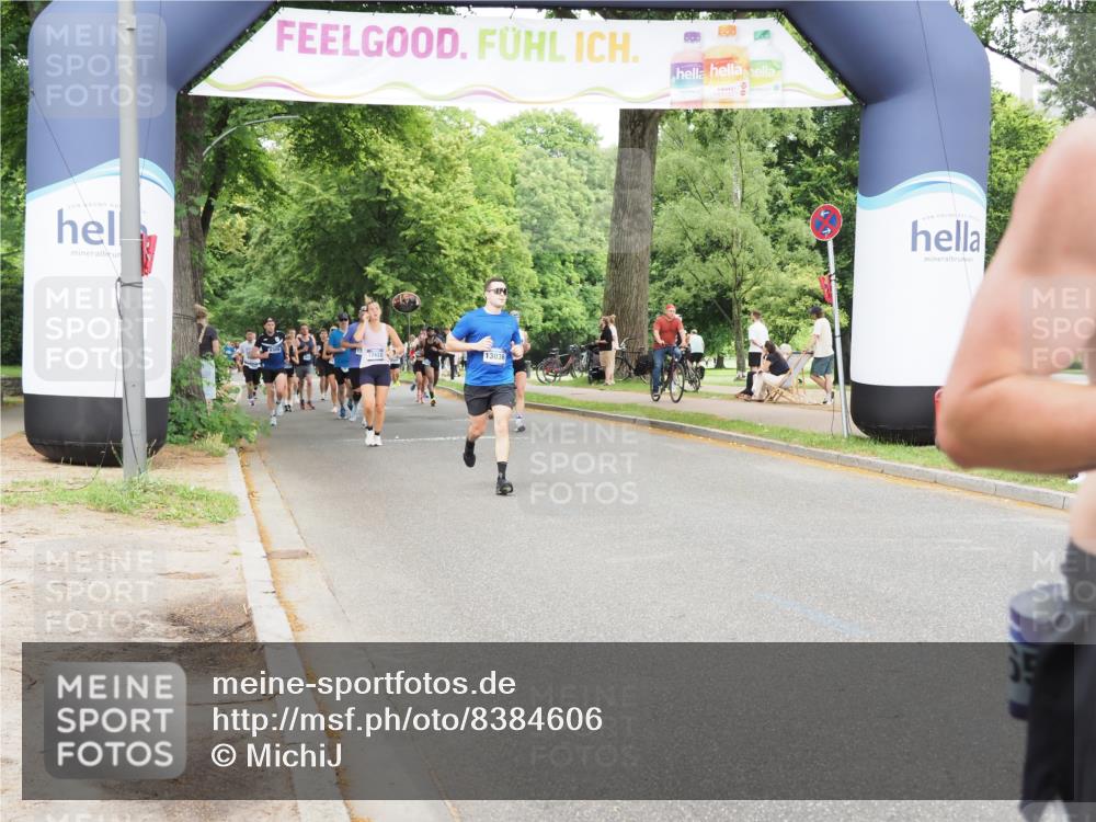 29.06.2025 - hella hamburg halbmarathon MichiJ http://msf.ph/oto/8384606 29.06.2025 10:47:10 Zwischen KM18-KM19 2167, 5272, 8749, 13583, 13589, 14902, 14965, 18551 meine-sportfotos.de