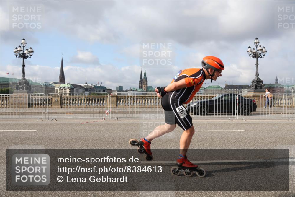 29.06.2025 - hella hamburg halbmarathon Lena Gebhardt http://msf.ph/oto/8384613 29.06.2025 08:52:41 Lombardsbrücke 267 meine-sportfotos.de