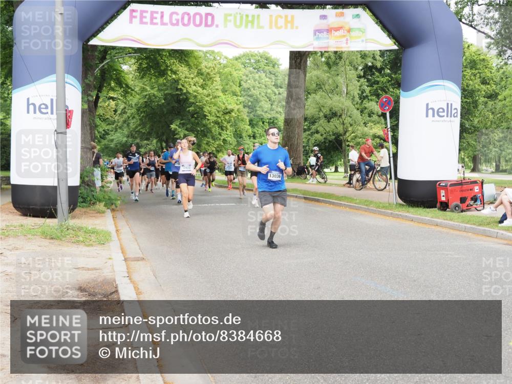 29.06.2025 - hella hamburg halbmarathon MichiJ http://msf.ph/oto/8384668 29.06.2025 10:47:10 Zwischen KM18-KM19 2167, 5272, 8749, 13583, 13589, 14902, 14965, 18551 meine-sportfotos.de