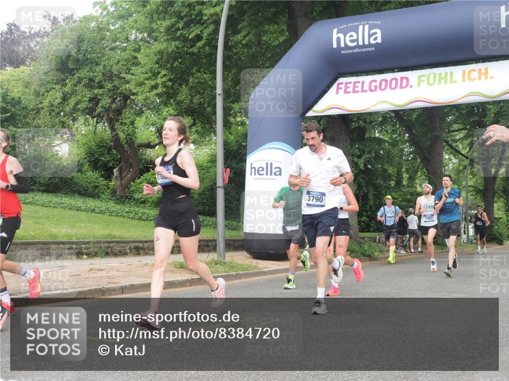 29.06.2025 - hella hamburg halbmarathon KatJ http://msf.ph/oto/8384720 29.06.2025 10:25:44 Zwischen KM18-KM19 2196, 3790, 5092, 5307 meine-sportfotos.de