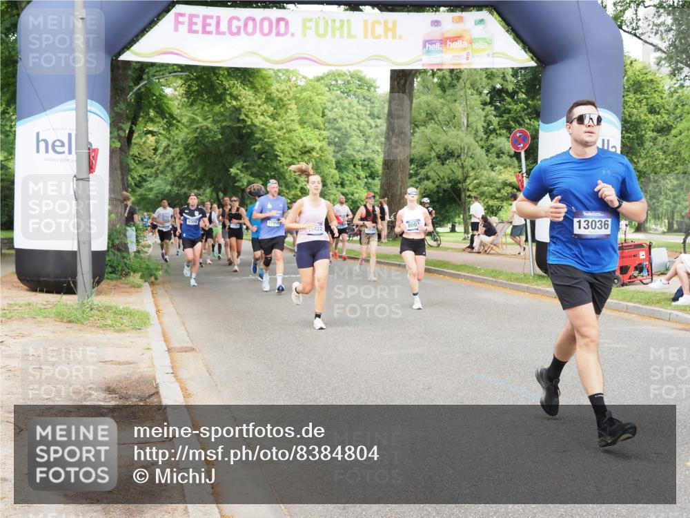 29.06.2025 - hella hamburg halbmarathon MichiJ http://msf.ph/oto/8384804 29.06.2025 10:47:12 Zwischen KM18-KM19 5272, 8749, 12422, 13583, 13589, 14902, 14965, 18551 meine-sportfotos.de
