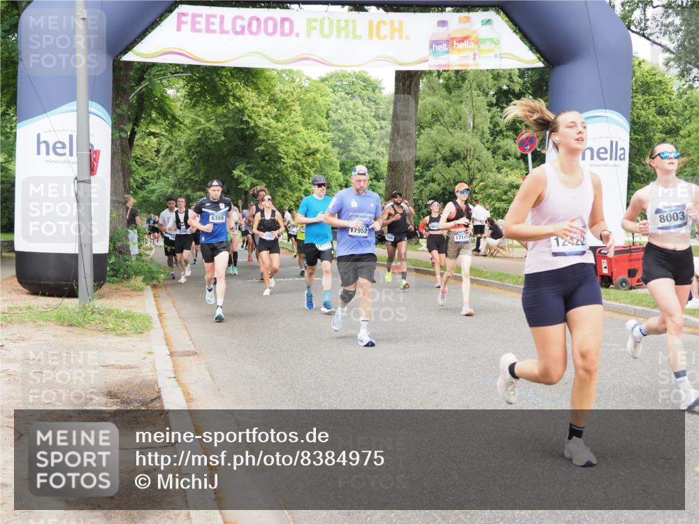 29.06.2025 - hella hamburg halbmarathon MichiJ http://msf.ph/oto/8384975 29.06.2025 10:47:14 Zwischen KM18-KM19 5272, 8003, 12422, 13583, 14902, 14965, 17145, 18133, 18551 meine-sportfotos.de