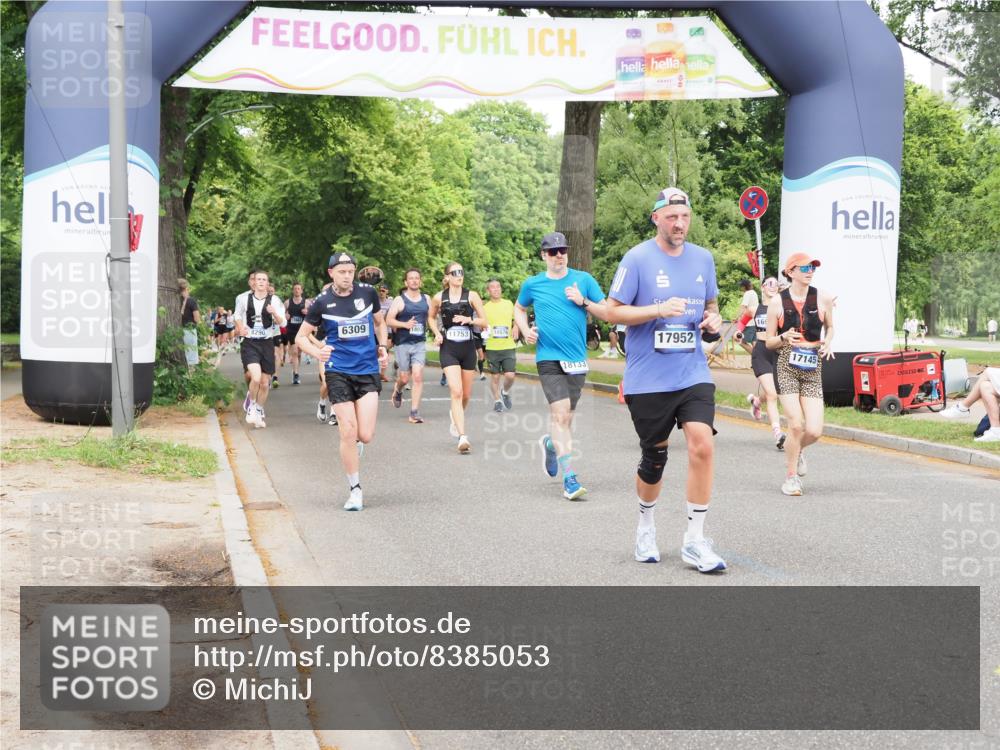 29.06.2025 - hella hamburg halbmarathon MichiJ http://msf.ph/oto/8385053 29.06.2025 10:47:16 Zwischen KM18-KM19 5775, 5885, 6309, 8003, 10576, 11753, 12422, 14902, 14965, 16915, 17145, 17952, 18029, 18133, 18266 meine-sportfotos.de