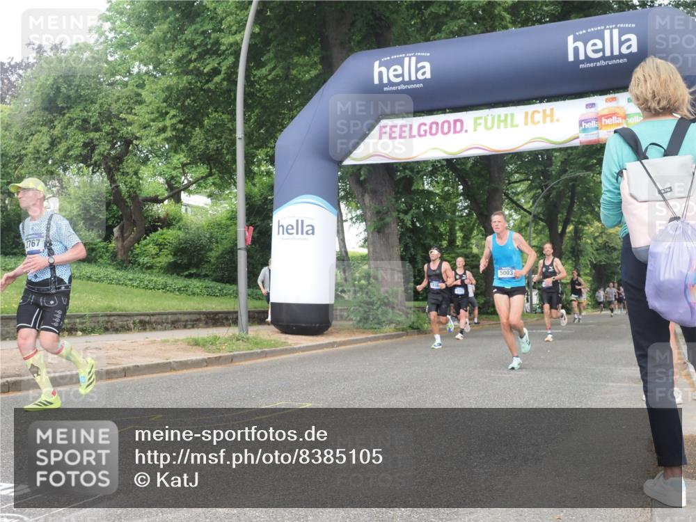 29.06.2025 - hella hamburg halbmarathon KatJ http://msf.ph/oto/8385105 29.06.2025 10:25:48 Zwischen KM18-KM19 2767, 3790, 5003, 5092, 5307, 7482 meine-sportfotos.de