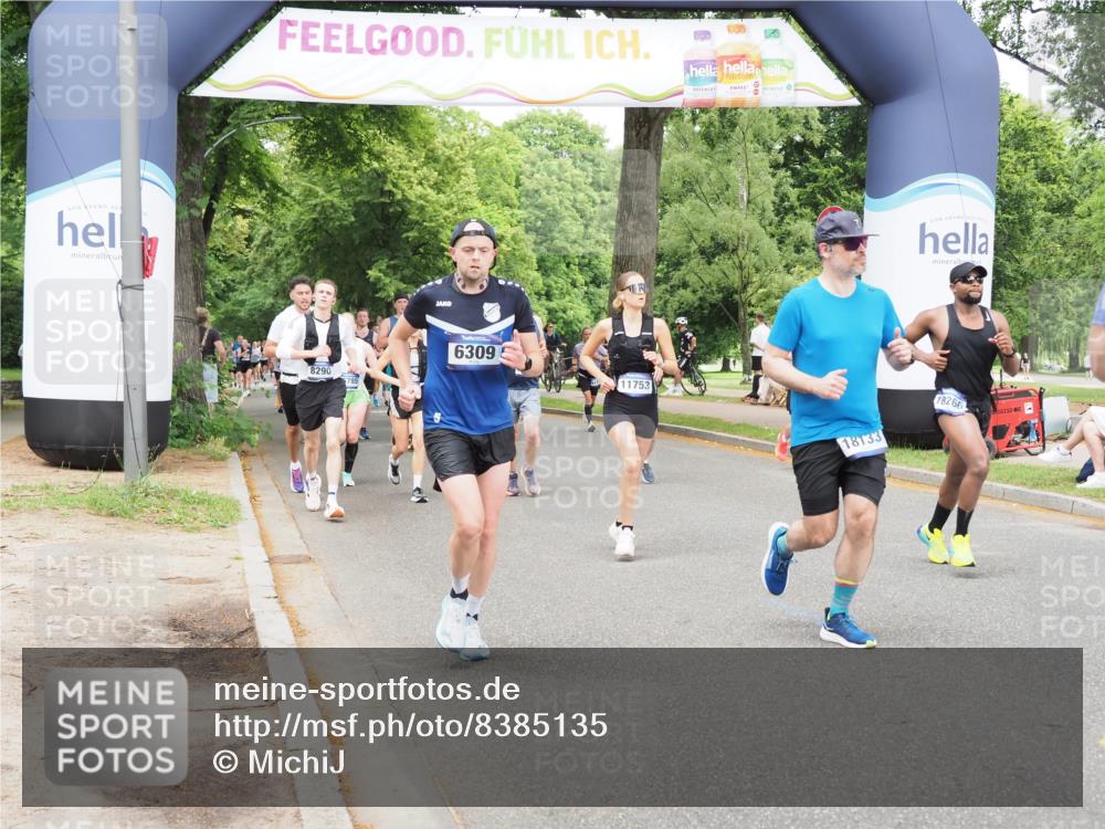 29.06.2025 - hella hamburg halbmarathon MichiJ http://msf.ph/oto/8385135 29.06.2025 10:47:17 Zwischen KM18-KM19 5775, 5885, 6309, 7761, 8003, 10576, 11753, 12422, 16915, 17145, 17952, 18029, 18133, 18266 meine-sportfotos.de