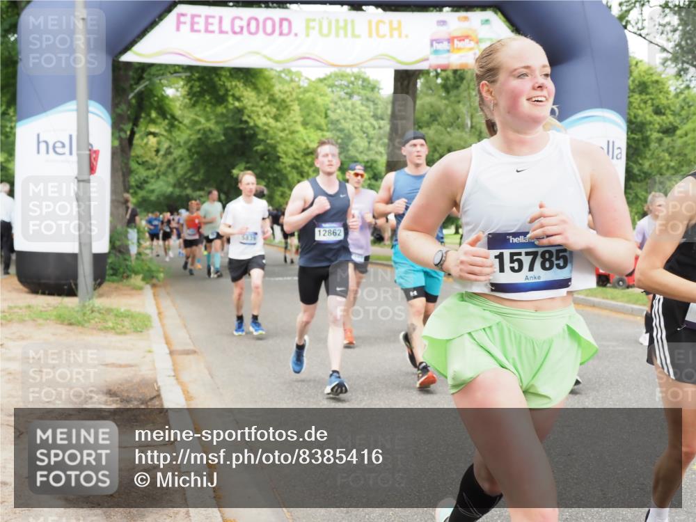 29.06.2025 - hella hamburg halbmarathon MichiJ http://msf.ph/oto/8385416 29.06.2025 10:47:21 Zwischen KM18-KM19 2978, 5775, 5839, 5885, 6201, 6309, 7761, 8003, 8290, 10576, 11114, 11753, 12491, 12862, 14224, 15785, 16915, 17145, 17952, 18029, 18133, 18266, 18757, 19159 meine-sportfotos.de