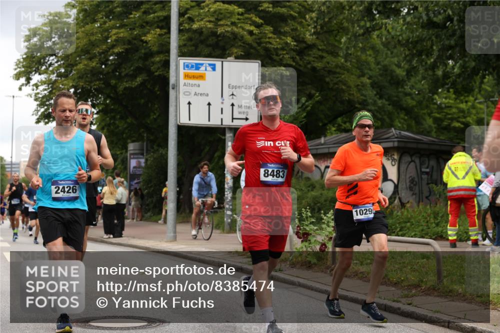 29.06.2025 - hella hamburg halbmarathon Yannick Fuchs http://msf.ph/oto/8385474 29.06.2025 10:55:15 20KM 1188, 1453, 1823, 2391, 2426, 2661, 5379, 5602, 5603, 5613, 5775, 6674, 6708, 6921, 7033, 7250, 7757, 8177, 8483, 9071, 9453, 9611, 9752, 9932, 9984, 10295, 10882, 11515, 12377, 12789, 12908, 13516, 13558, 15008, 16614, 17145, 17181, 17226, 17670, 17951, 18133 meine-sportfotos.de