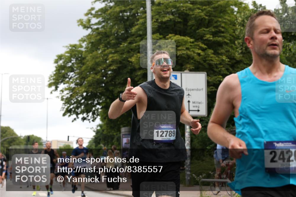 29.06.2025 - hella hamburg halbmarathon Yannick Fuchs http://msf.ph/oto/8385557 29.06.2025 10:55:16 20KM 1188, 1453, 1823, 2391, 2426, 2591, 2661, 5379, 5613, 5775, 6674, 6708, 7033, 7250, 7757, 8177, 8483, 9071, 9453, 9611, 9752, 9932, 9984, 10295, 10882, 11515, 12377, 12789, 12908, 13516, 13558, 15008, 16614, 17145, 17181, 17226, 17670, 17951, 18133 meine-sportfotos.de