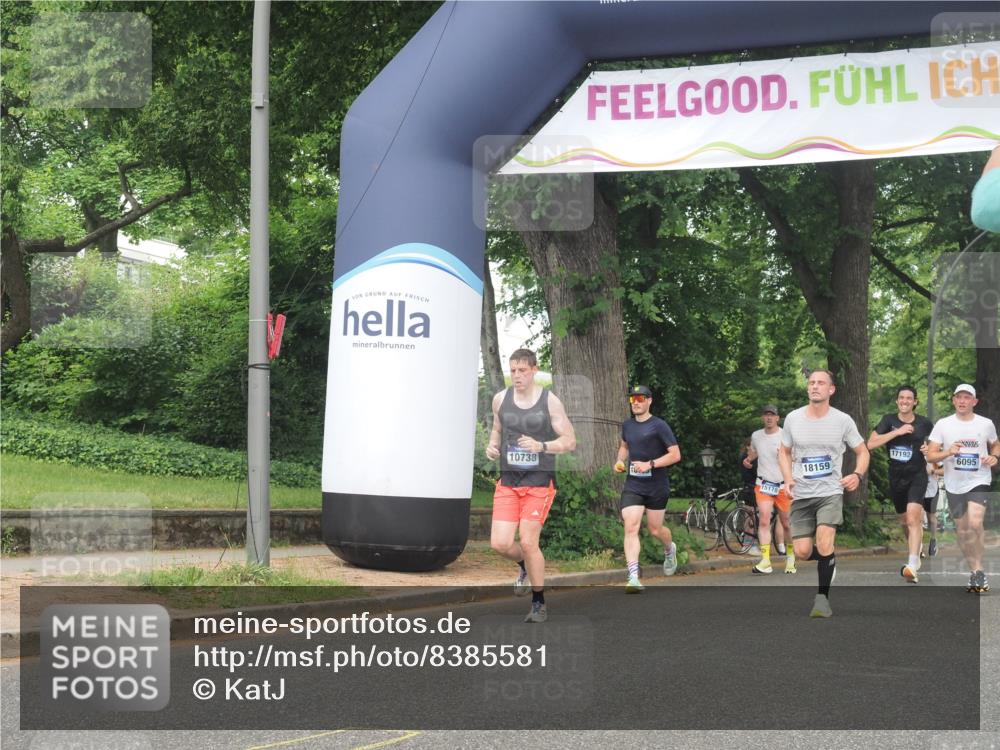 29.06.2025 - hella hamburg halbmarathon KatJ http://msf.ph/oto/8385581 29.06.2025 10:25:56 Zwischen KM18-KM19  meine-sportfotos.de