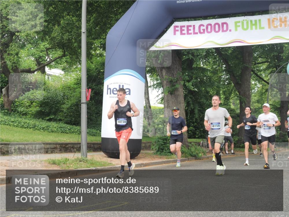 29.06.2025 - hella hamburg halbmarathon KatJ http://msf.ph/oto/8385689 29.06.2025 10:25:57 Zwischen KM18-KM19 6095 meine-sportfotos.de