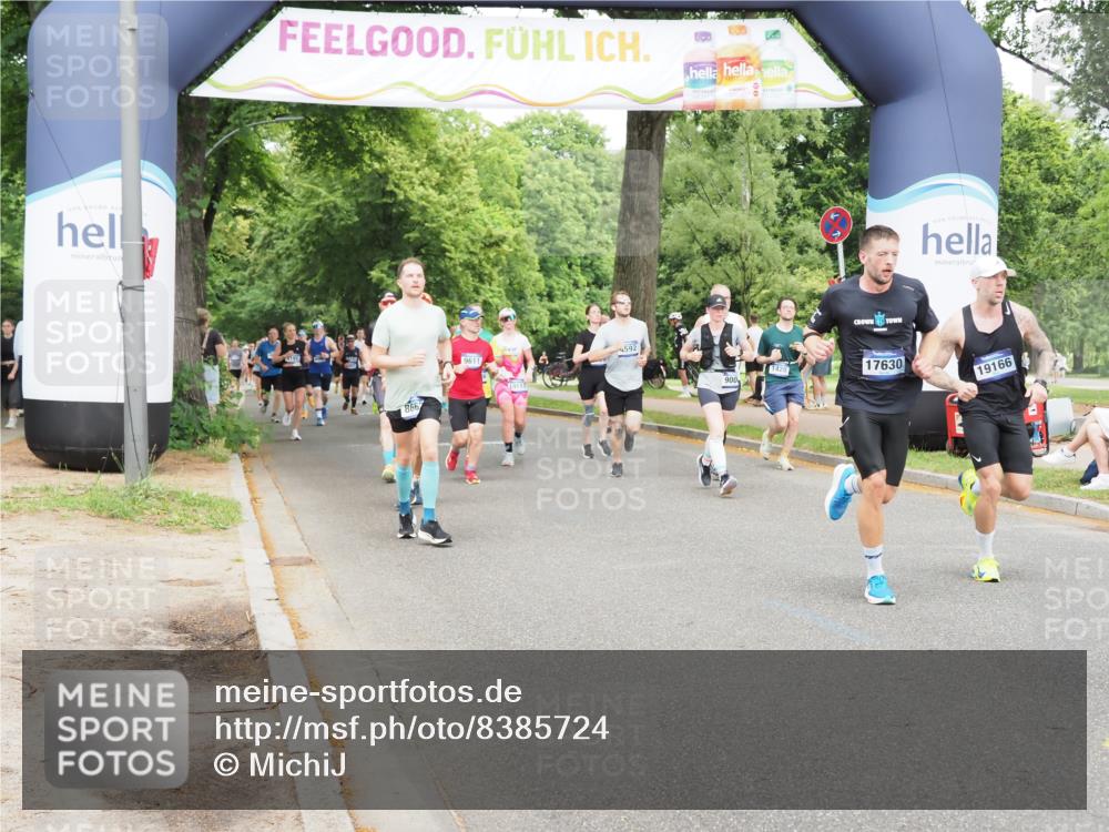 29.06.2025 - hella hamburg halbmarathon MichiJ http://msf.ph/oto/8385724 29.06.2025 10:47:24 Zwischen KM18-KM19 2978, 5775, 5839, 5885, 6201, 7761, 8290, 8662, 10576, 11114, 12491, 12862, 14224, 15785, 16915, 17630, 18029, 18266, 18757, 19159, 19166 meine-sportfotos.de