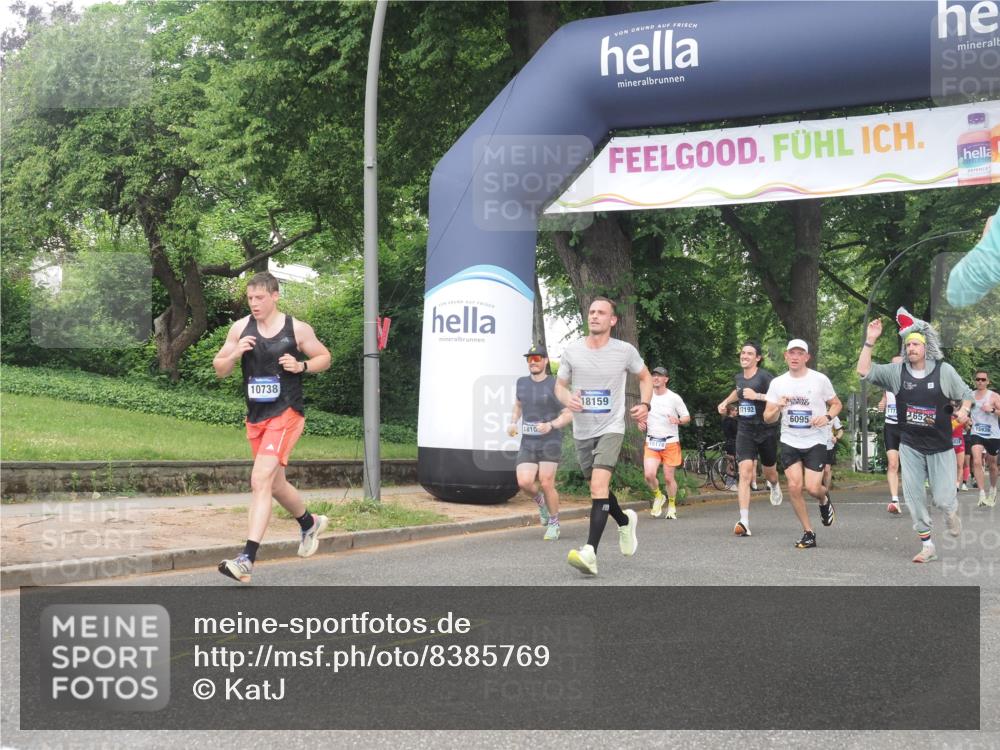 29.06.2025 - hella hamburg halbmarathon KatJ http://msf.ph/oto/8385769 29.06.2025 10:25:58 Zwischen KM18-KM19 6095 meine-sportfotos.de