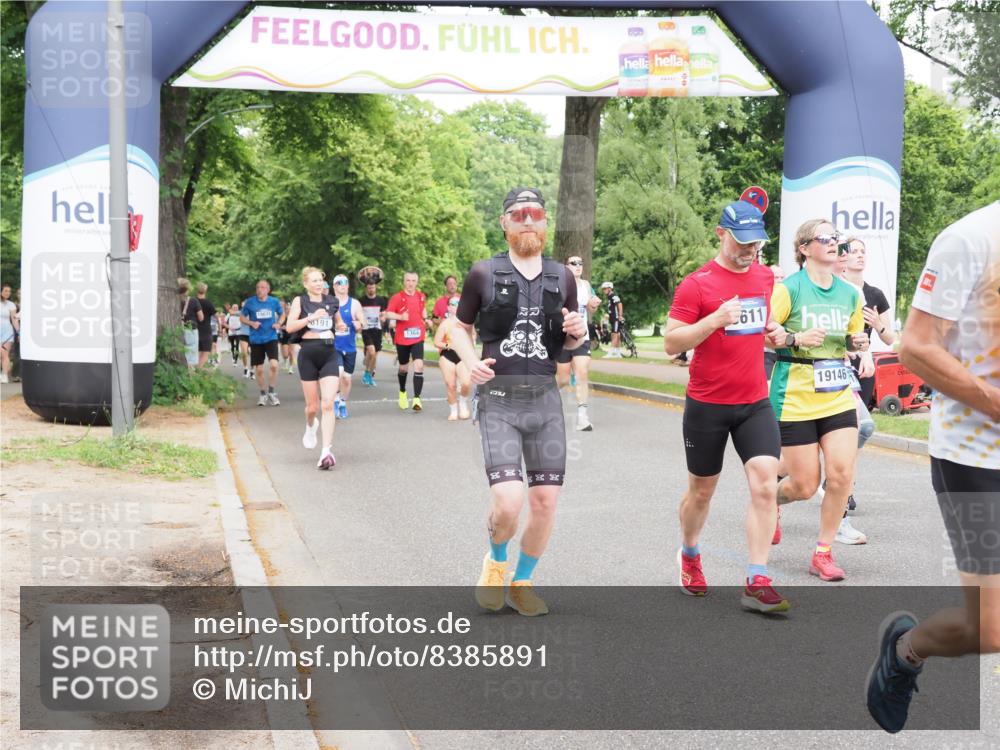 29.06.2025 - hella hamburg halbmarathon MichiJ http://msf.ph/oto/8385891 29.06.2025 10:47:28 Zwischen KM18-KM19 1420, 2391, 4592, 5839, 6201, 6487, 7759, 8191, 8662, 9006, 9611, 10534, 11114, 12862, 17630, 18000, 18757, 19117, 19146, 19159, 19166 meine-sportfotos.de