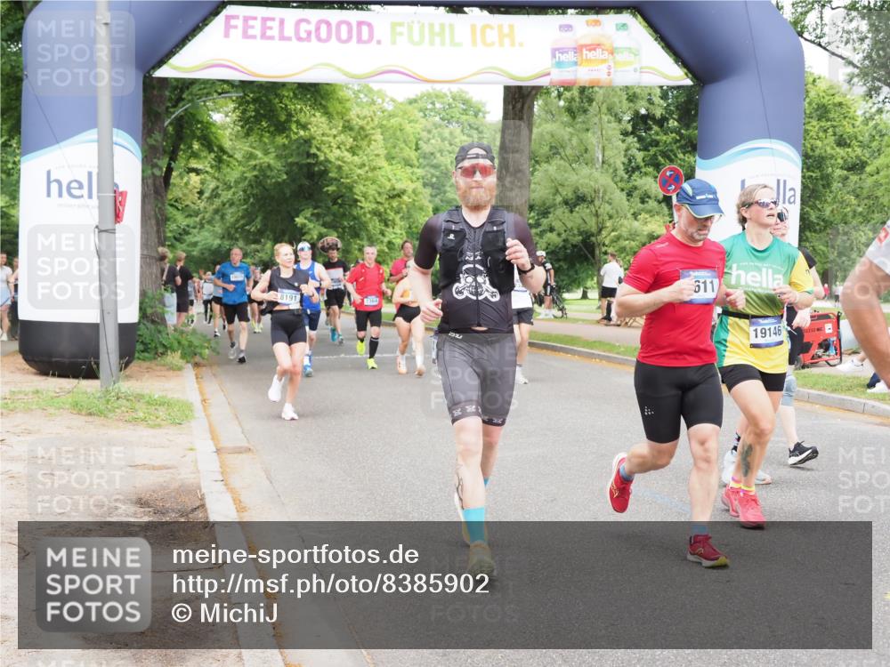 29.06.2025 - hella hamburg halbmarathon MichiJ http://msf.ph/oto/8385902 29.06.2025 10:47:28 Zwischen KM18-KM19 1420, 2391, 4592, 5839, 6201, 6487, 7759, 8191, 8662, 9006, 9611, 10534, 11114, 12862, 17630, 18000, 18757, 19117, 19146, 19159, 19166 meine-sportfotos.de