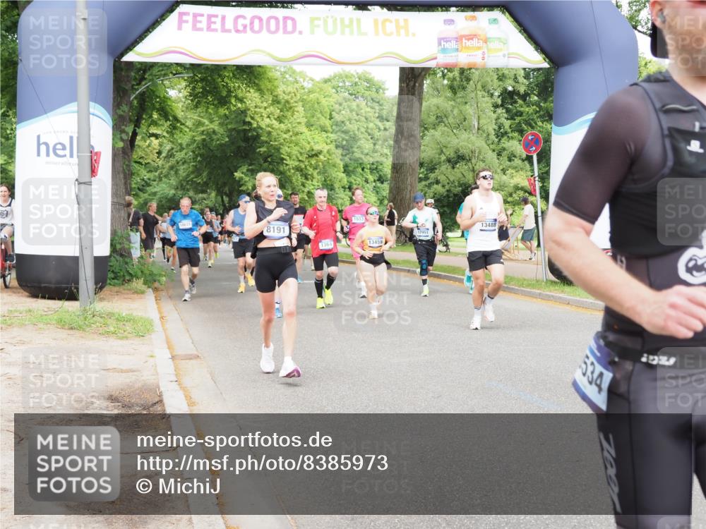 29.06.2025 - hella hamburg halbmarathon MichiJ http://msf.ph/oto/8385973 29.06.2025 10:47:29 Zwischen KM18-KM19 1364, 1420, 2391, 4592, 5839, 6201, 6487, 7759, 8191, 8662, 9006, 9611, 10534, 12862, 13459, 13488, 17630, 18000, 18757, 19117, 19146, 19166 meine-sportfotos.de