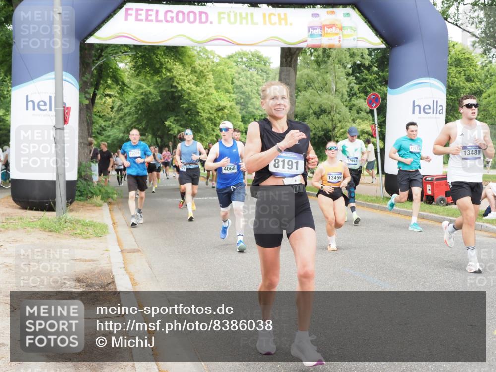 29.06.2025 - hella hamburg halbmarathon MichiJ http://msf.ph/oto/8386038 29.06.2025 10:47:30 Zwischen KM18-KM19 1364, 1420, 2391, 4592, 6487, 7759, 8191, 8662, 9006, 9611, 10534, 13459, 13488, 15673, 17630, 17951, 18000, 19117, 19146, 19166 meine-sportfotos.de