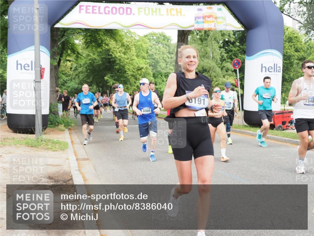 29.06.2025 - hella hamburg halbmarathon MichiJ http://msf.ph/oto/8386040 29.06.2025 10:47:30 Zwischen KM18-KM19 1364, 1420, 2391, 4592, 6487, 7759, 8191, 8662, 9006, 9611, 10534, 13459, 13488, 15673, 17630, 17951, 18000, 19117, 19146, 19166 meine-sportfotos.de