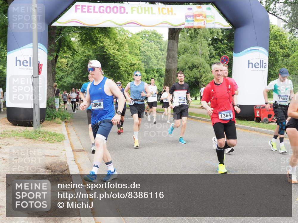 29.06.2025 - hella hamburg halbmarathon MichiJ http://msf.ph/oto/8386116 29.06.2025 10:47:32 Zwischen KM18-KM19 1364, 1420, 1653, 2391, 4068, 4592, 6487, 7759, 8191, 9006, 9020, 9611, 10031, 10036, 10534, 13459, 13488, 15673, 17951, 18000, 19117, 19146 meine-sportfotos.de