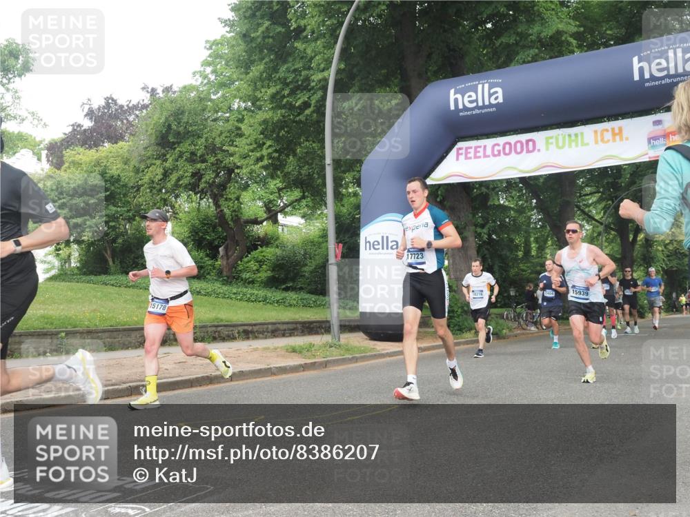 29.06.2025 - hella hamburg halbmarathon KatJ http://msf.ph/oto/8386207 29.06.2025 10:26:00 Zwischen KM18-KM19 6095 meine-sportfotos.de