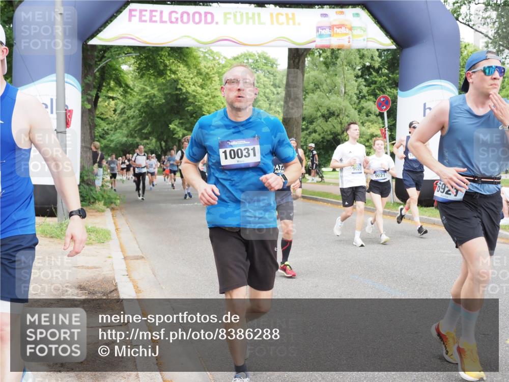 29.06.2025 - hella hamburg halbmarathon MichiJ http://msf.ph/oto/8386288 29.06.2025 10:47:34 Zwischen KM18-KM19 1364, 1653, 2391, 3097, 4068, 4592, 6487, 6921, 7033, 7759, 8191, 9020, 9021, 9611, 10031, 10036, 10534, 10943, 13459, 13488, 15673, 17951, 19117 meine-sportfotos.de