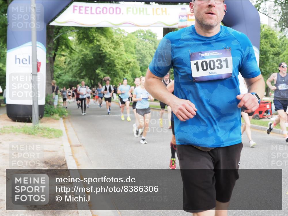 29.06.2025 - hella hamburg halbmarathon MichiJ http://msf.ph/oto/8386306 29.06.2025 10:47:35 Zwischen KM18-KM19 1364, 1653, 3097, 4068, 4592, 6487, 6921, 7033, 8191, 8923, 9020, 9021, 10031, 10036, 10534, 10943, 13459, 13488, 15525, 15673, 16439, 17860, 17951 meine-sportfotos.de