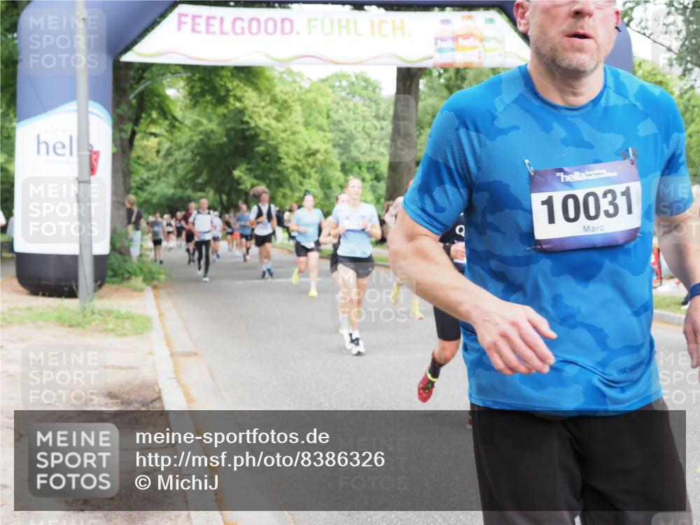 29.06.2025 - hella hamburg halbmarathon MichiJ http://msf.ph/oto/8386326 29.06.2025 10:47:35 Zwischen KM18-KM19 1364, 1653, 3097, 4068, 4592, 6487, 6921, 7033, 8191, 8923, 9020, 9021, 10031, 10036, 10534, 10943, 13459, 13488, 15525, 15673, 16439, 17860, 17951 meine-sportfotos.de